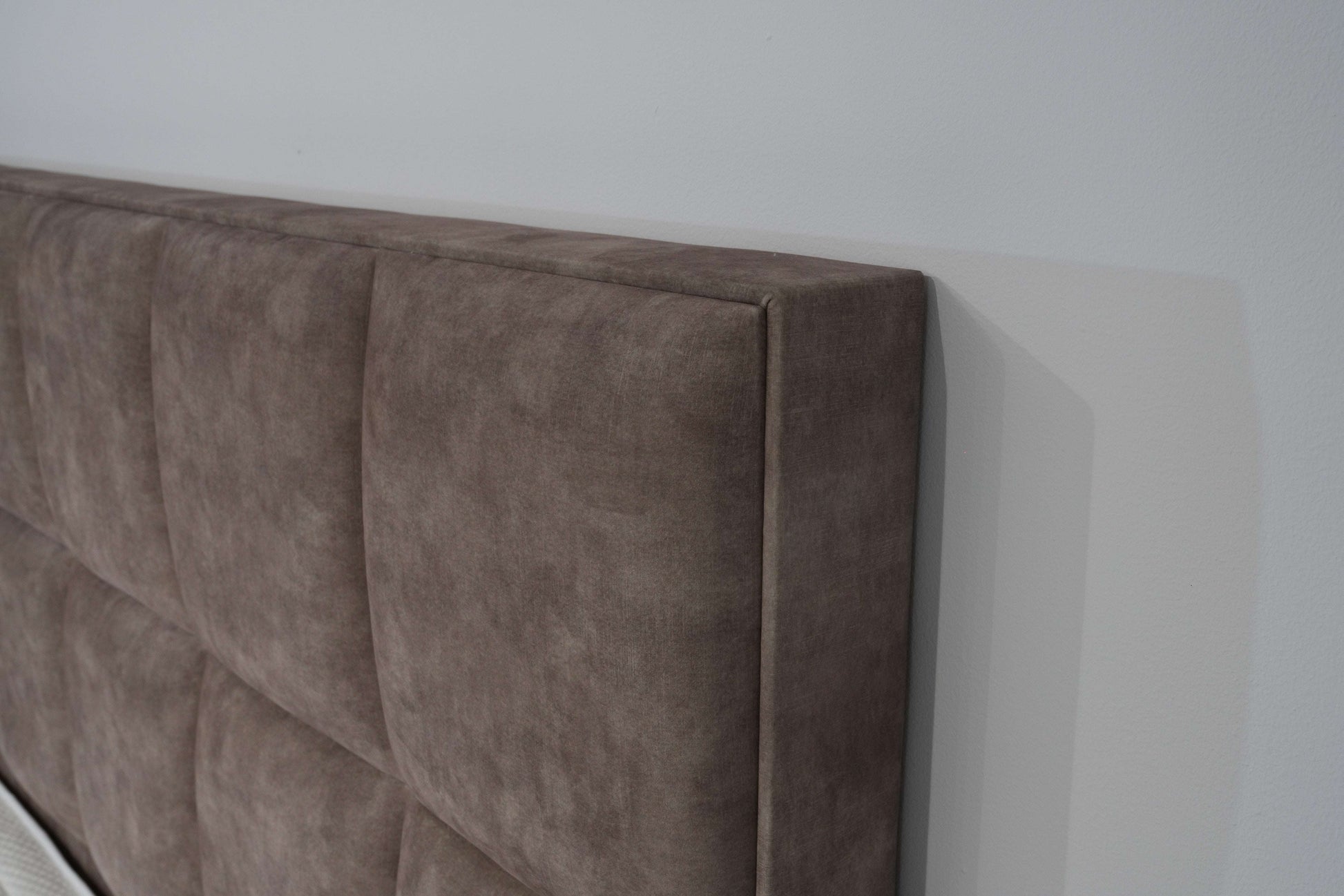 Boxspring Rosanna XL Special Edition - Bruin - Luxe 7 zone matrassen- Complete set met gratis topmatras