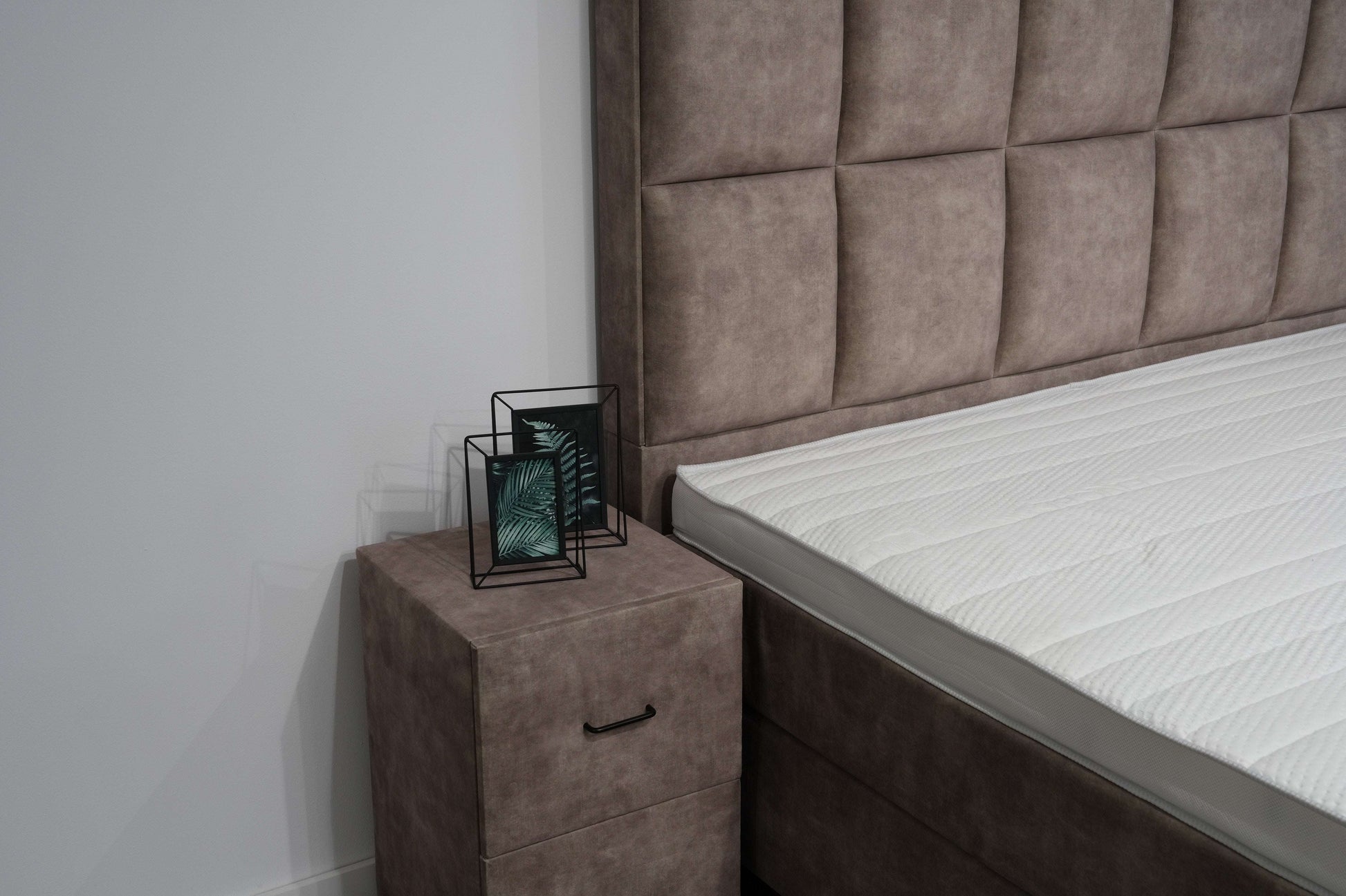 Boxspring Rosanna XL Special Edition - Bruin - Luxe 7 zone matrassen- Complete set met gratis topmatras