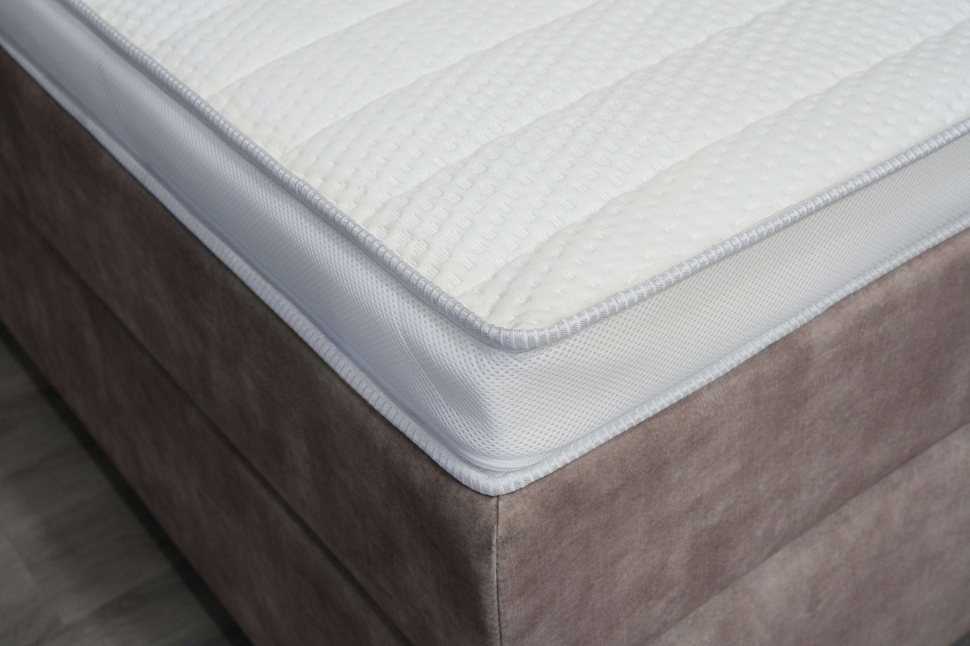 Boxspring Rosanna XL Special Edition - Bruin - Luxe 7 zone matrassen- Complete set met gratis topmatras